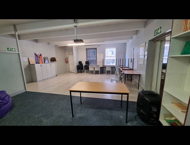 639M² BUILDING FOR SALE IN OBSERVATORY